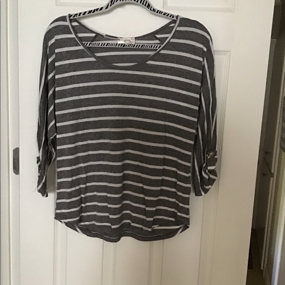 Gray & white sweater